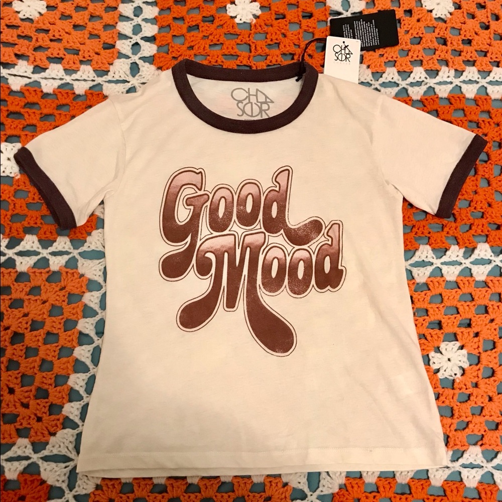 Groovy Chaser Brand T-shirt, Vintage Style